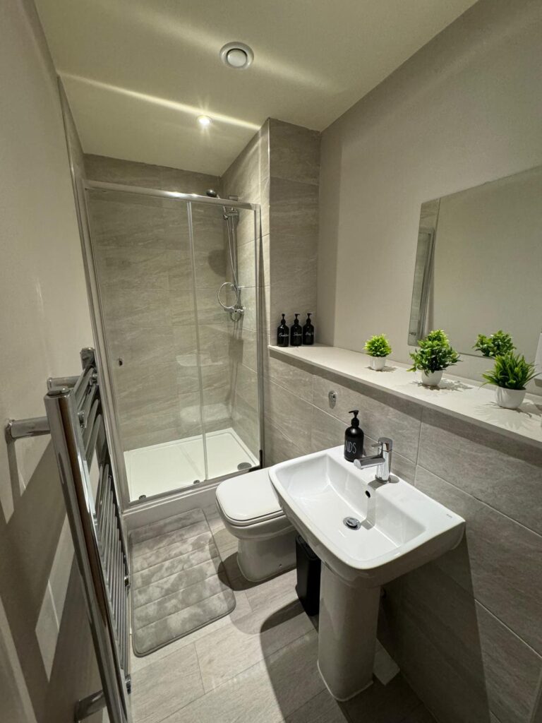 WhatsApp Image 2025-08-17 at 21.41.14_1229e12e